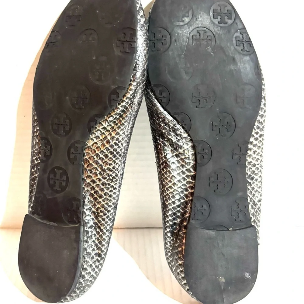 Tory Burch size 7.5 leather animal print ballet flats round flats round toes
